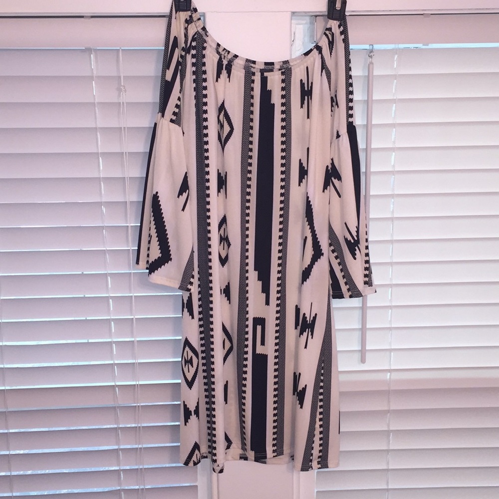 Women’s Tunic style dress - Size L